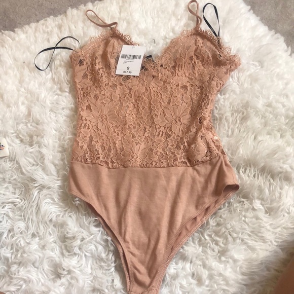 Forever 21 Tops - Forever21 lace bodysuit
